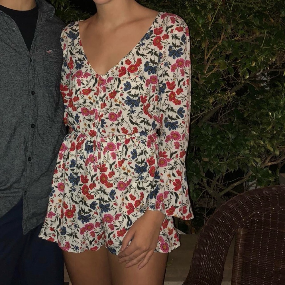American Eagle Outfitters Floral Romper - Multicolor